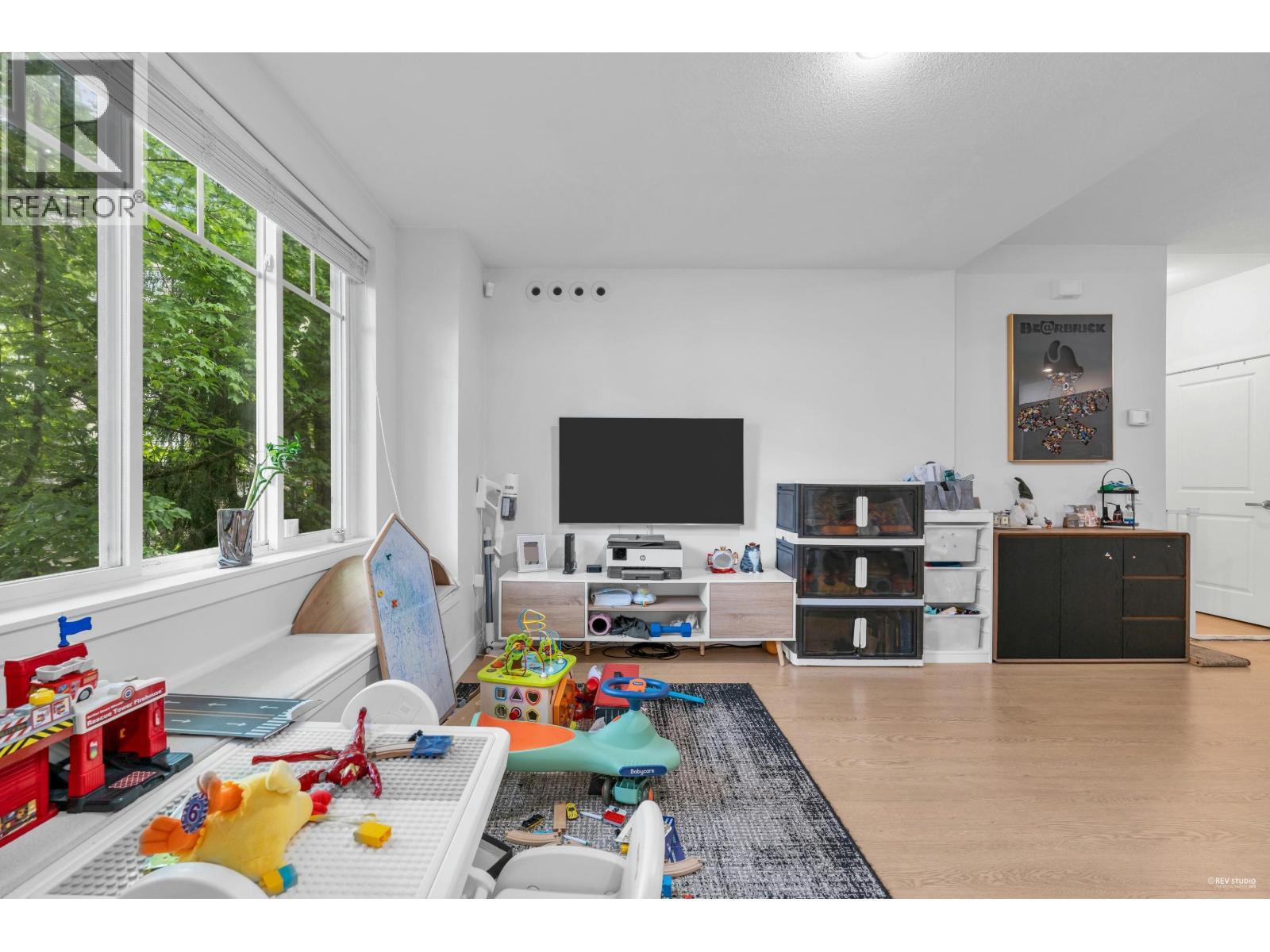 15 9780 General Currie Road, Richmond, BC - Indoor Photo Showing Other Room