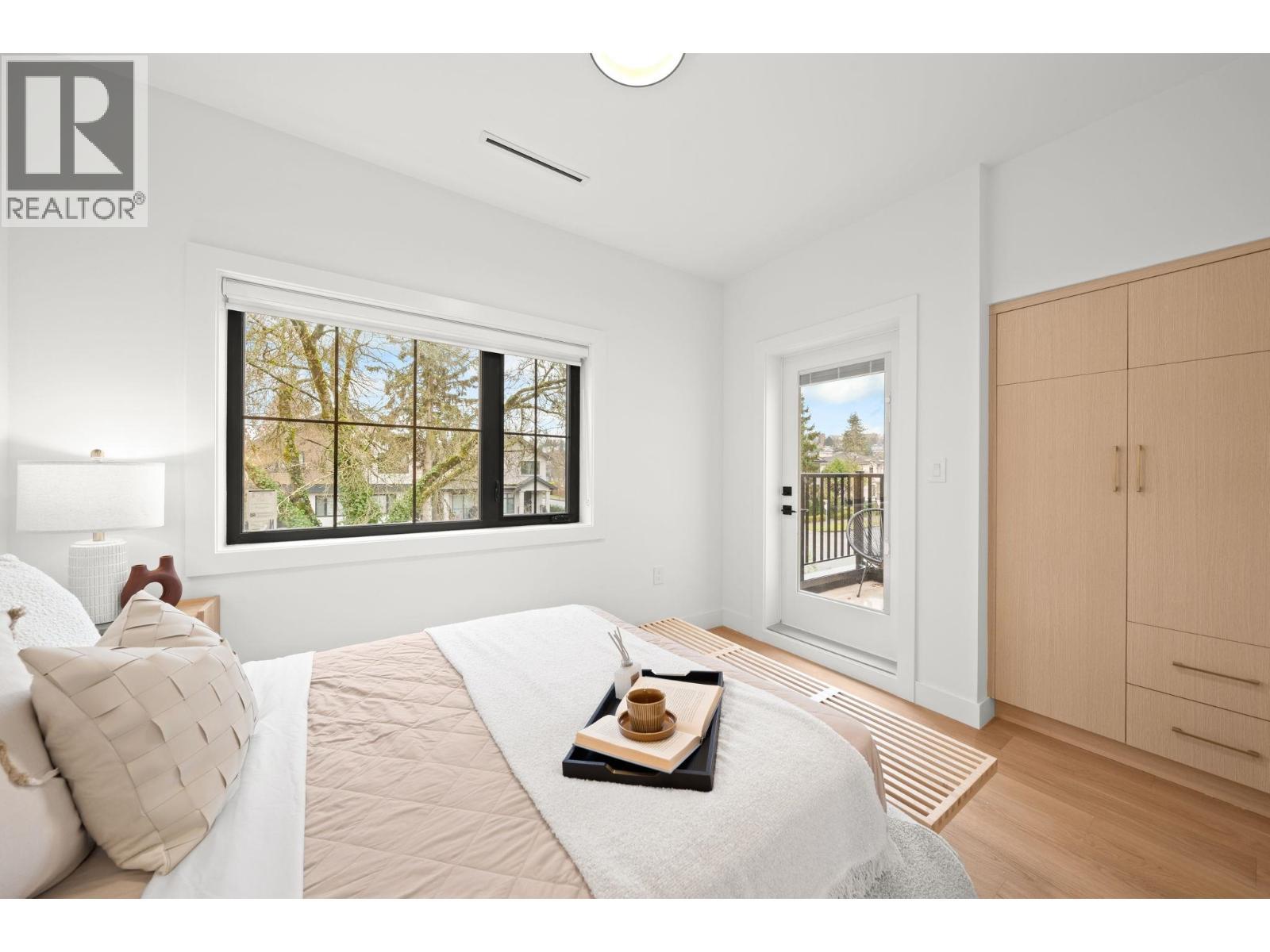 1 2791 W 21St Avenue, Vancouver, BC - Indoor