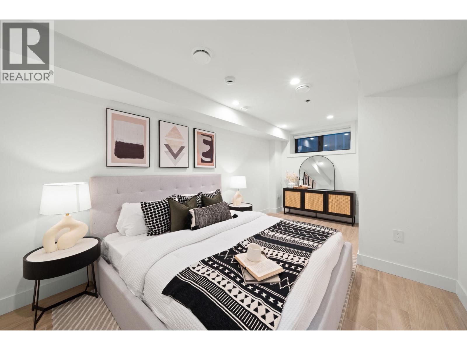 1 2791 W 21St Avenue, Vancouver, BC - Indoor Photo Showing Bedroom