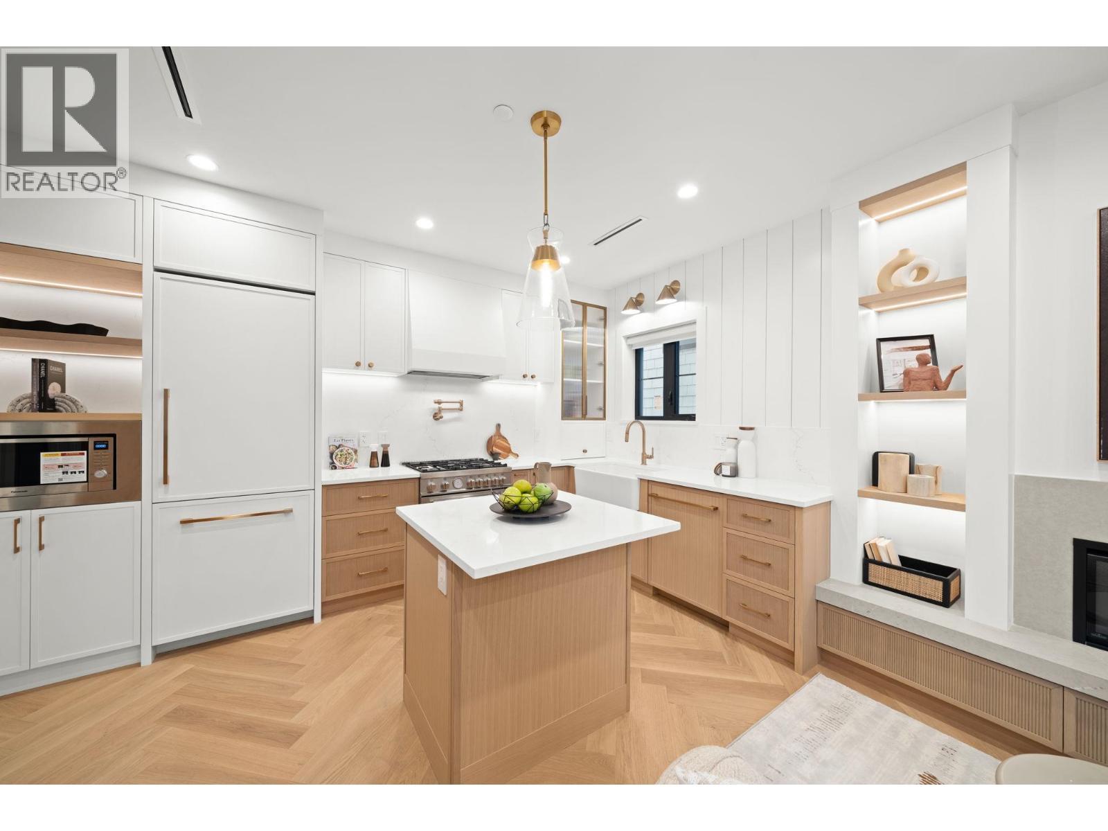1 2791 W 21St Avenue, Vancouver, BC - Indoor Photo Showing Kitchen