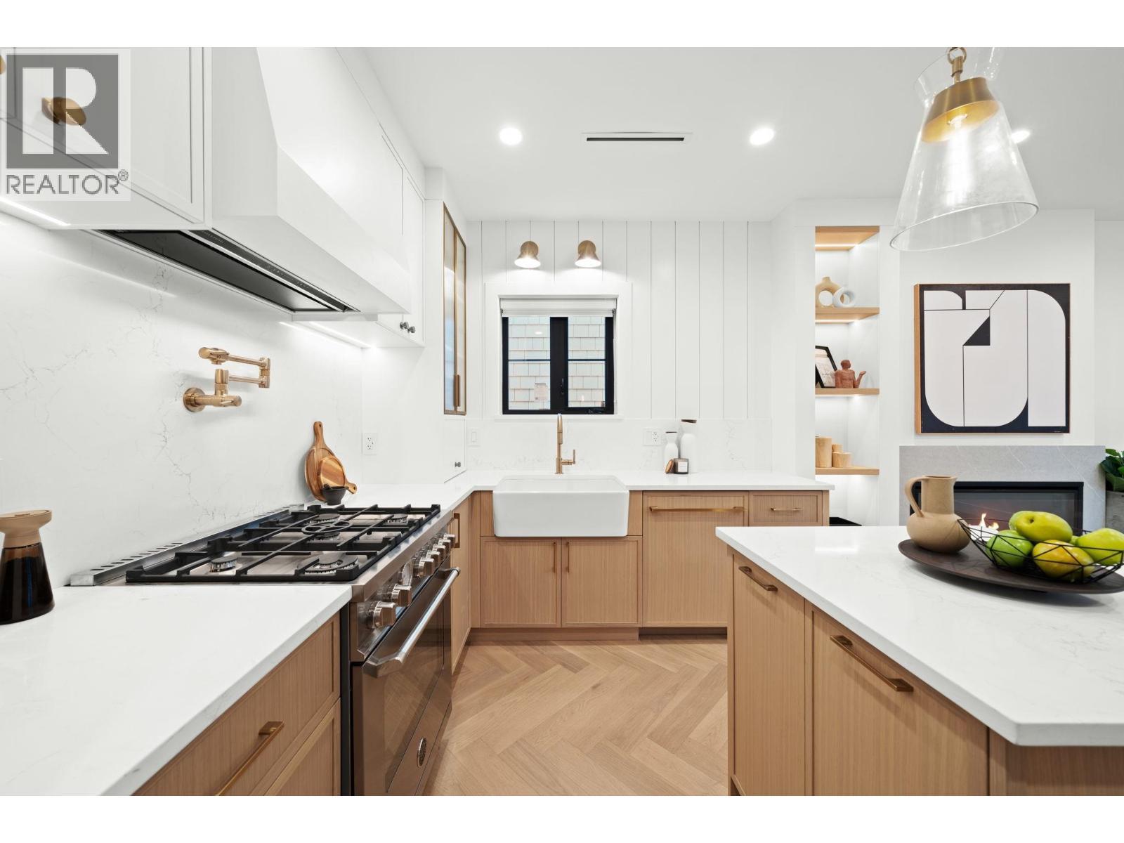 1 2791 W 21St Avenue, Vancouver, BC - Indoor Photo Showing Kitchen