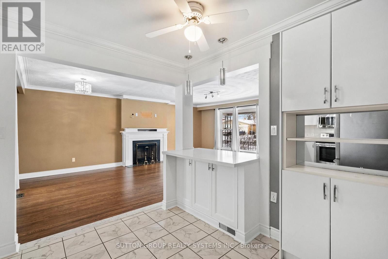 Main Floor - 103 Summitcrest Drive, Toronto, ON - Indoor