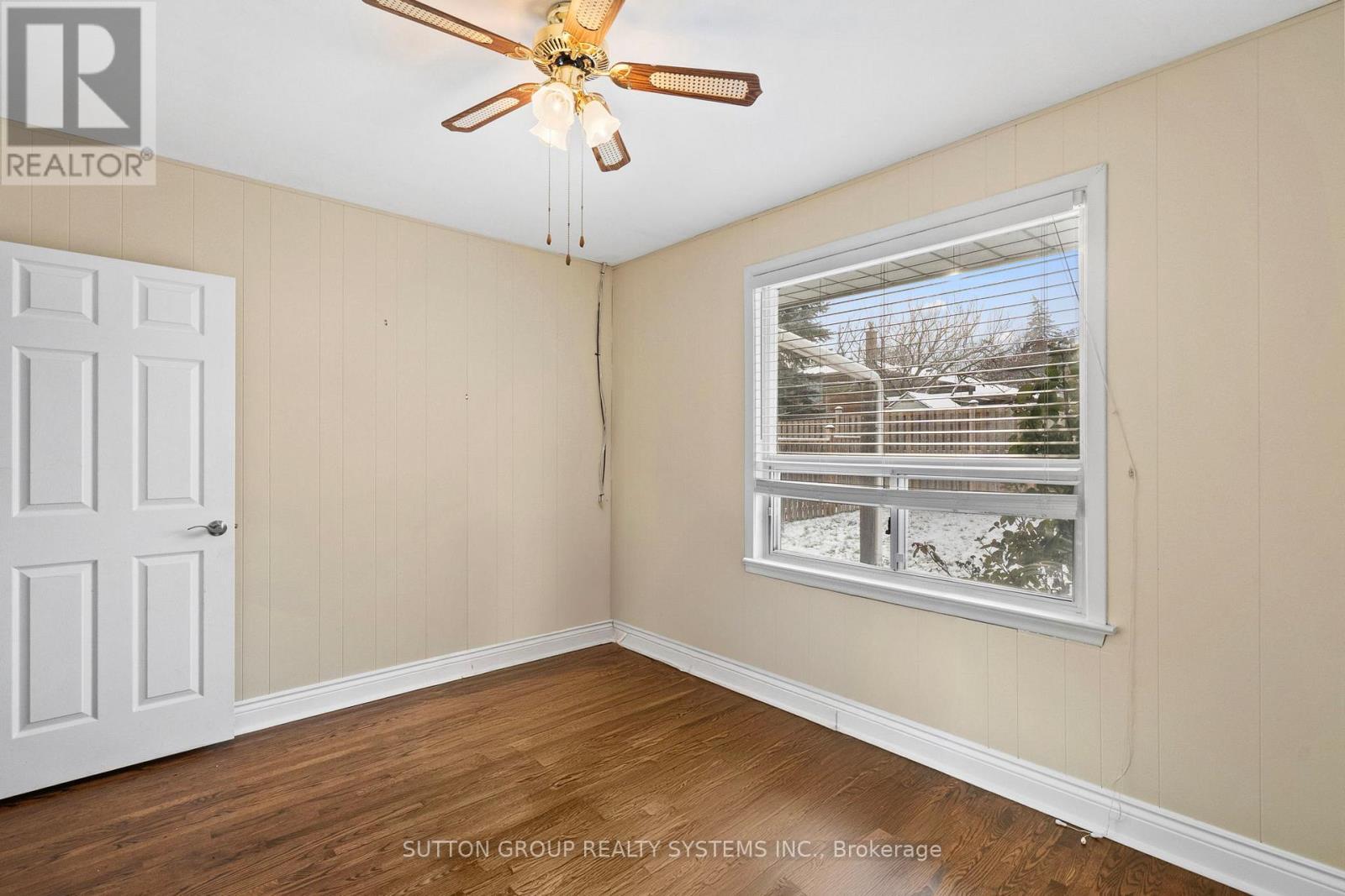 Main Floor - 103 Summitcrest Drive, Toronto, ON - Indoor Photo Showing Other Room