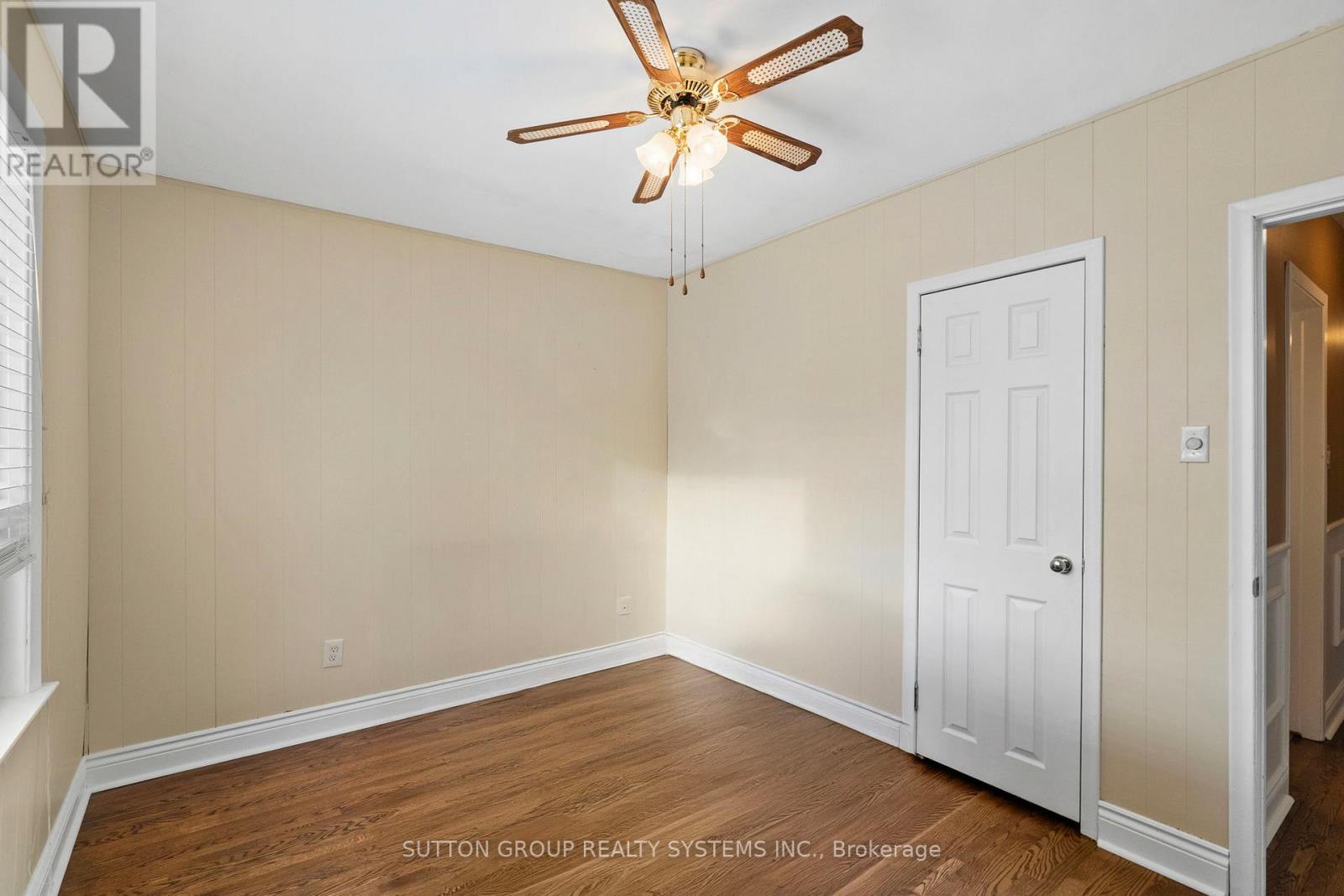 Main Floor - 103 Summitcrest Drive, Toronto, ON - Indoor Photo Showing Other Room