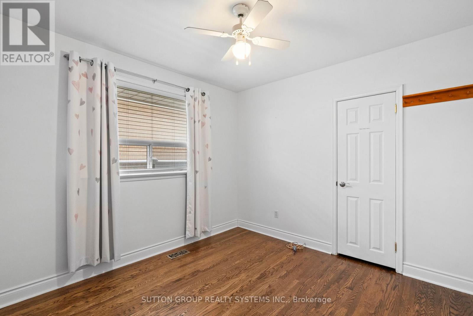 Main Floor - 103 Summitcrest Drive, Toronto, ON - Indoor Photo Showing Other Room