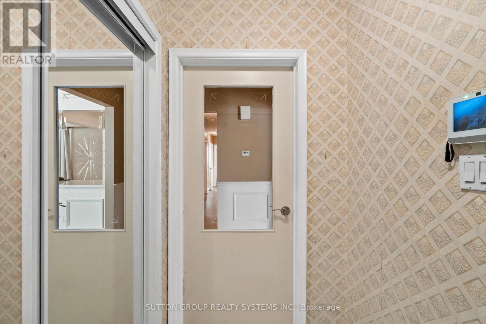 Main Floor - 103 Summitcrest Drive, Toronto, ON -