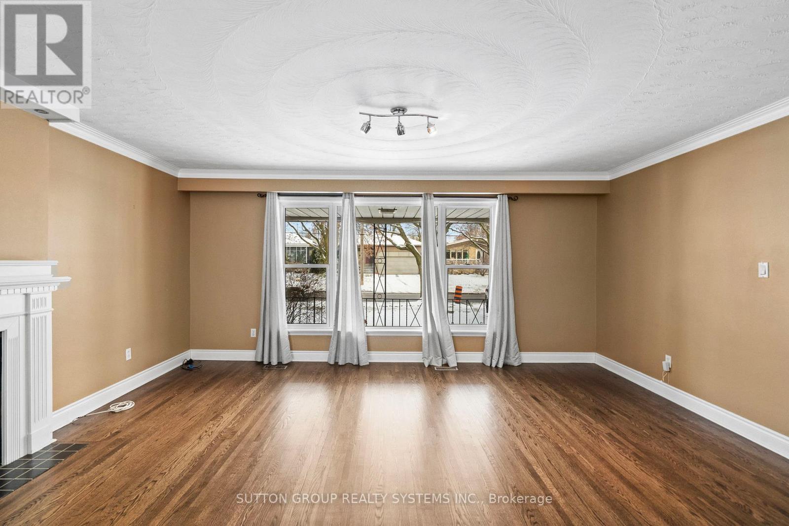 Main Floor - 103 Summitcrest Drive, Toronto, ON - Indoor With Fireplace