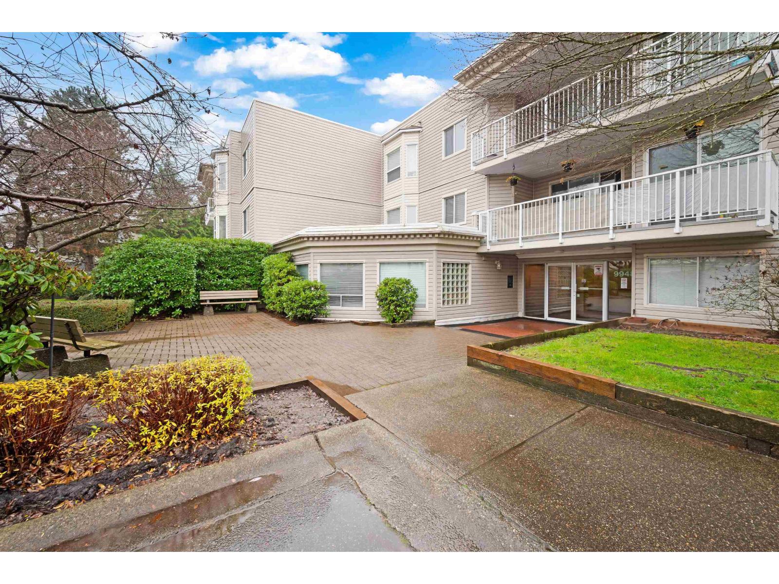 103 9948 151 Street, Surrey, BC - Outdoor