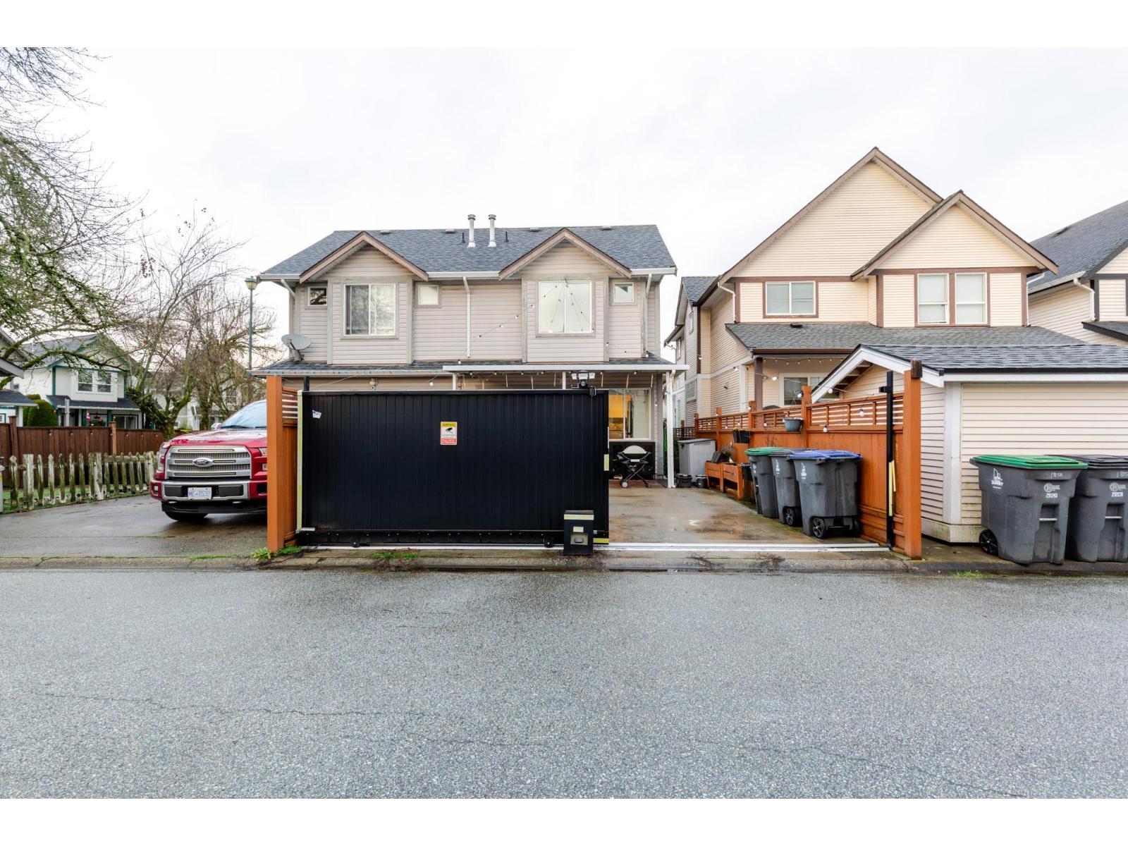 18452 66 Avenue, Surrey, BC - Outdoor