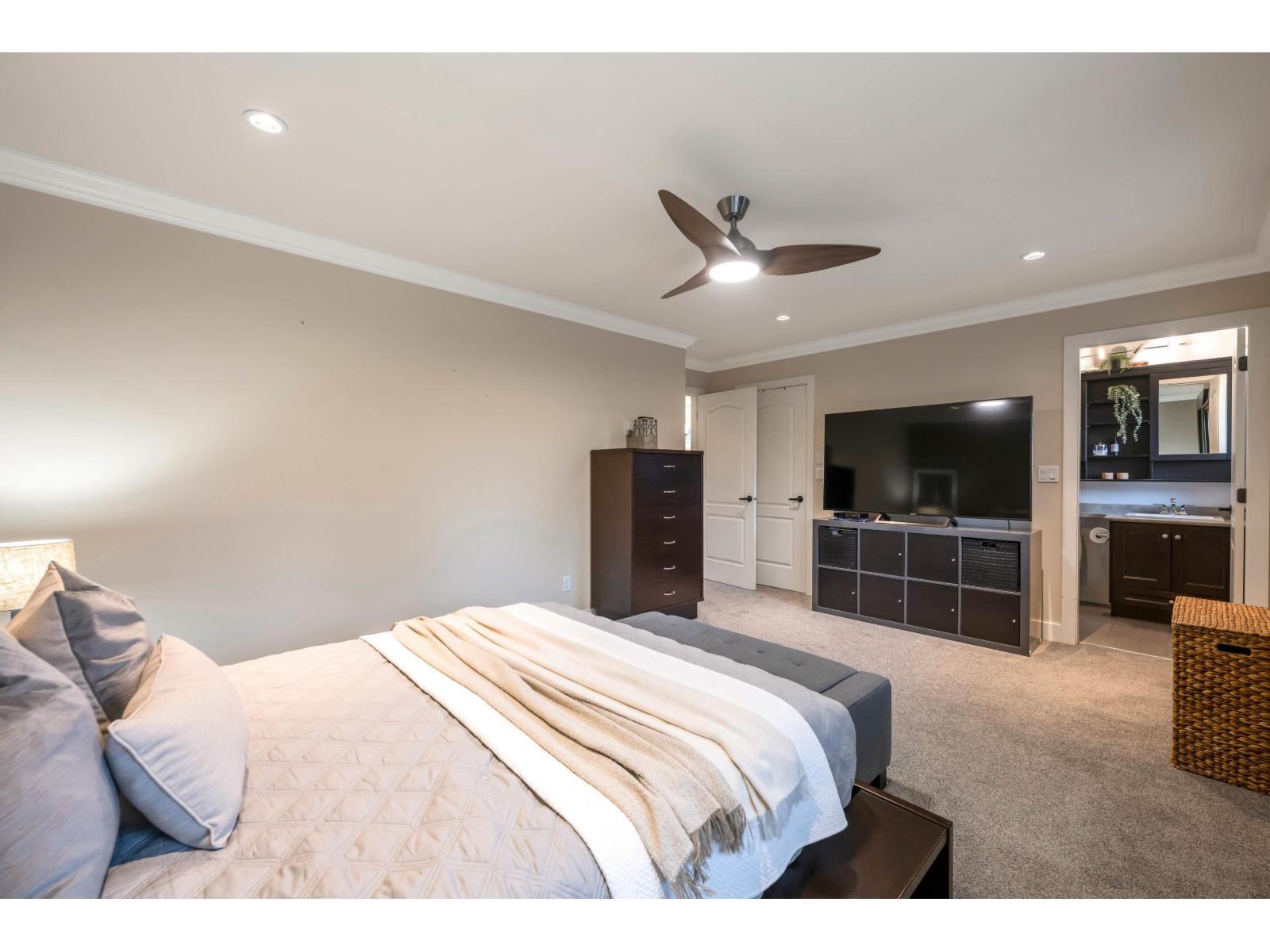 7137 196 Street, Surrey, BC - Indoor Photo Showing Bedroom