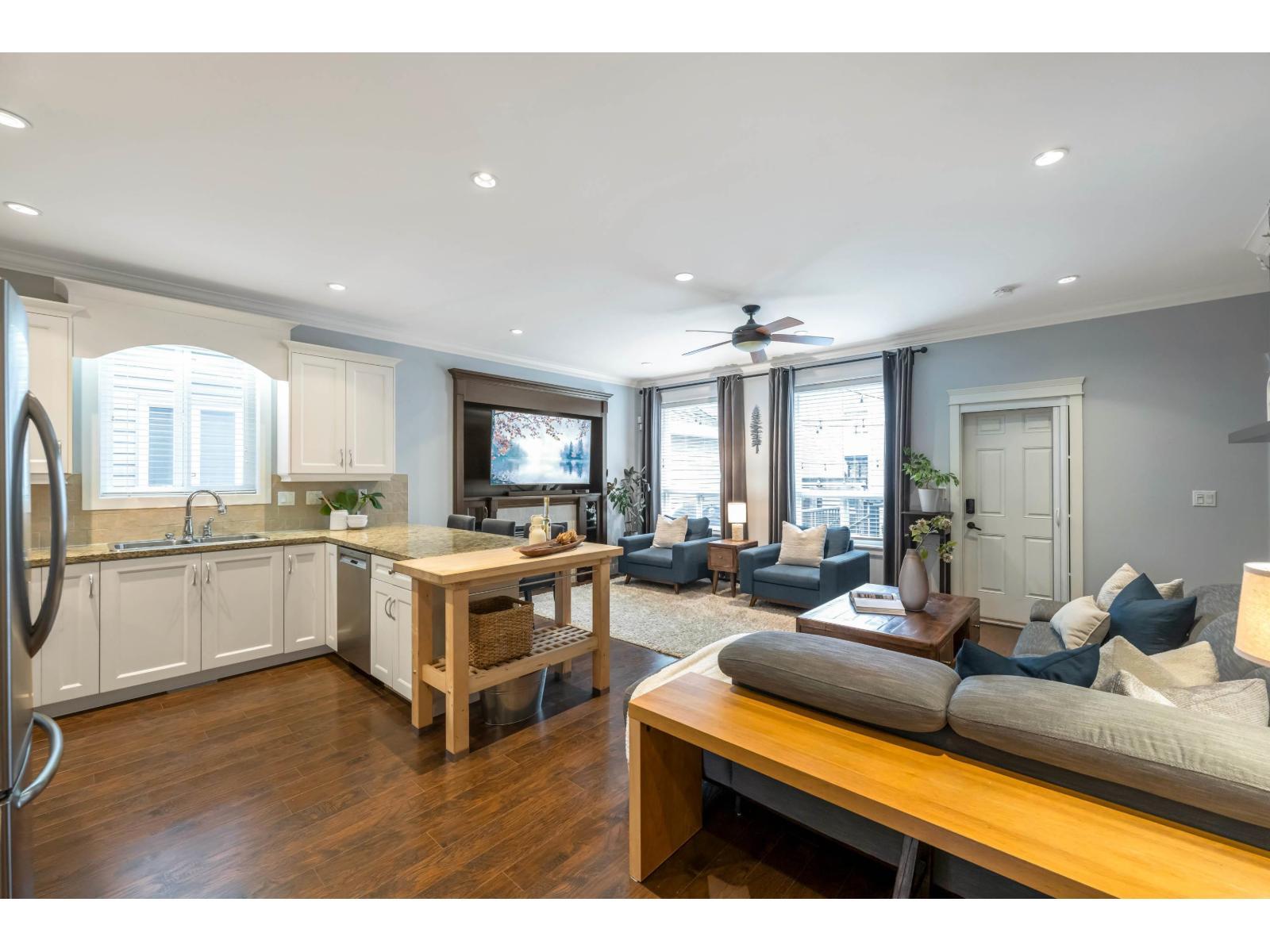 7137 196 Street, Surrey, BC - Indoor