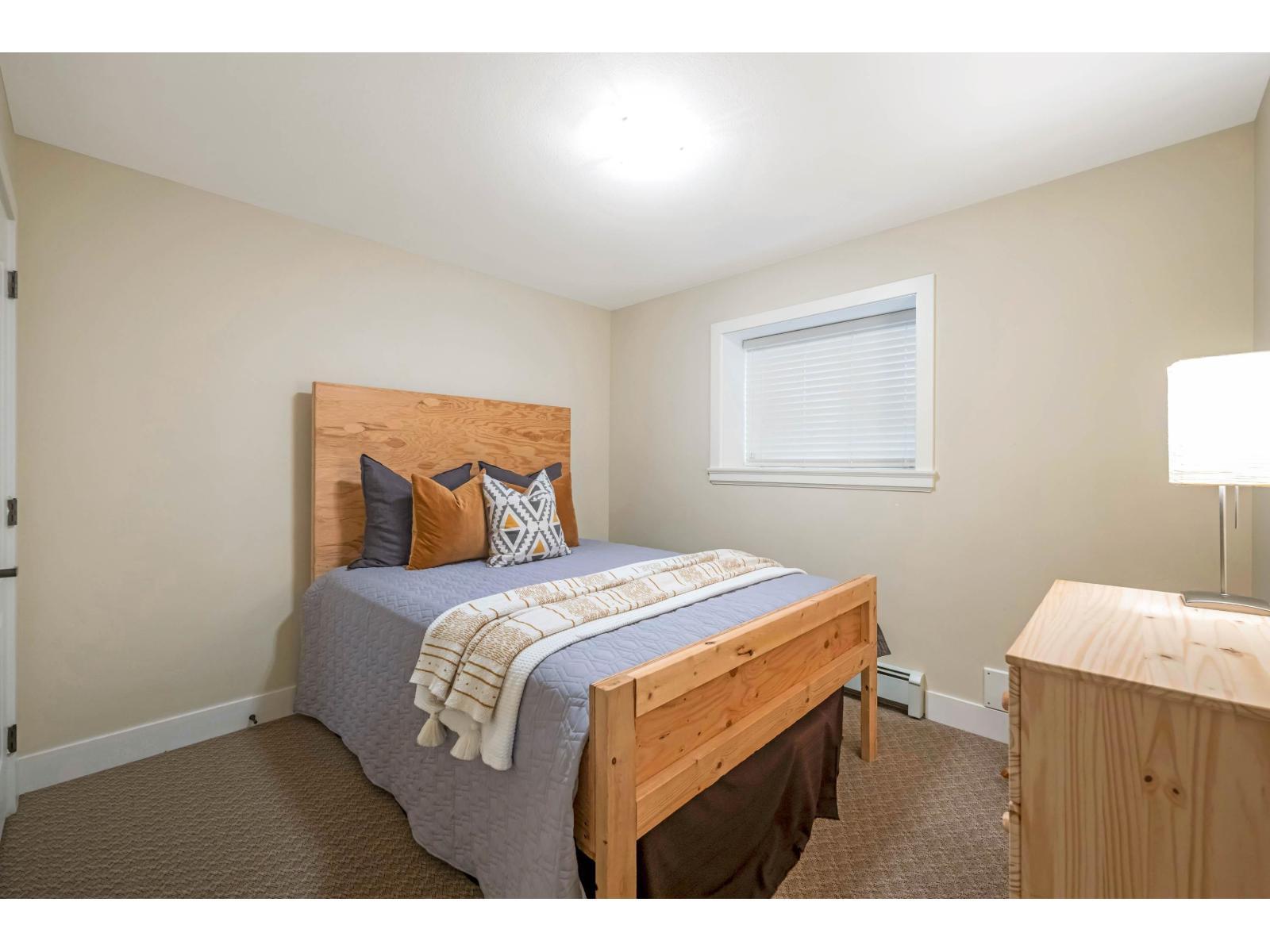 7137 196 Street, Surrey, BC - Indoor Photo Showing Bedroom