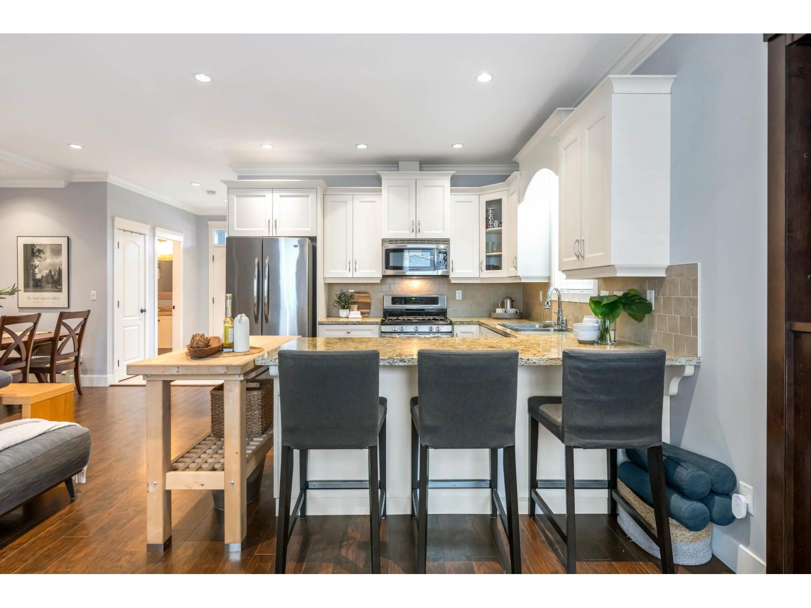 7137 196 Street, Surrey, BC - Indoor