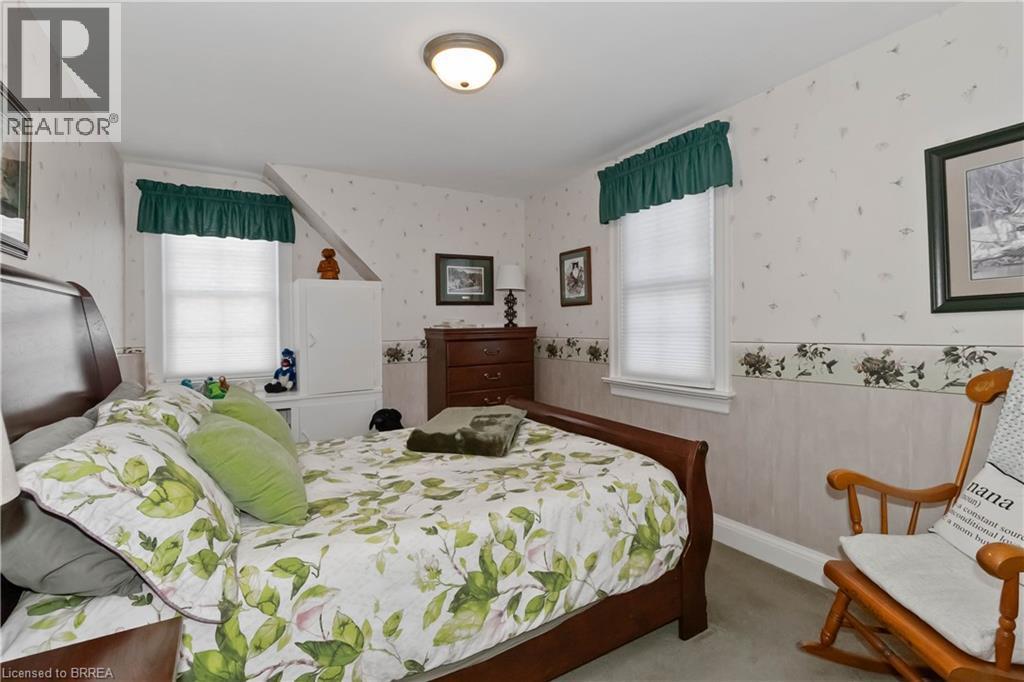 19 Baldwin Avenue, Brantford, ON - Indoor Photo Showing Bedroom