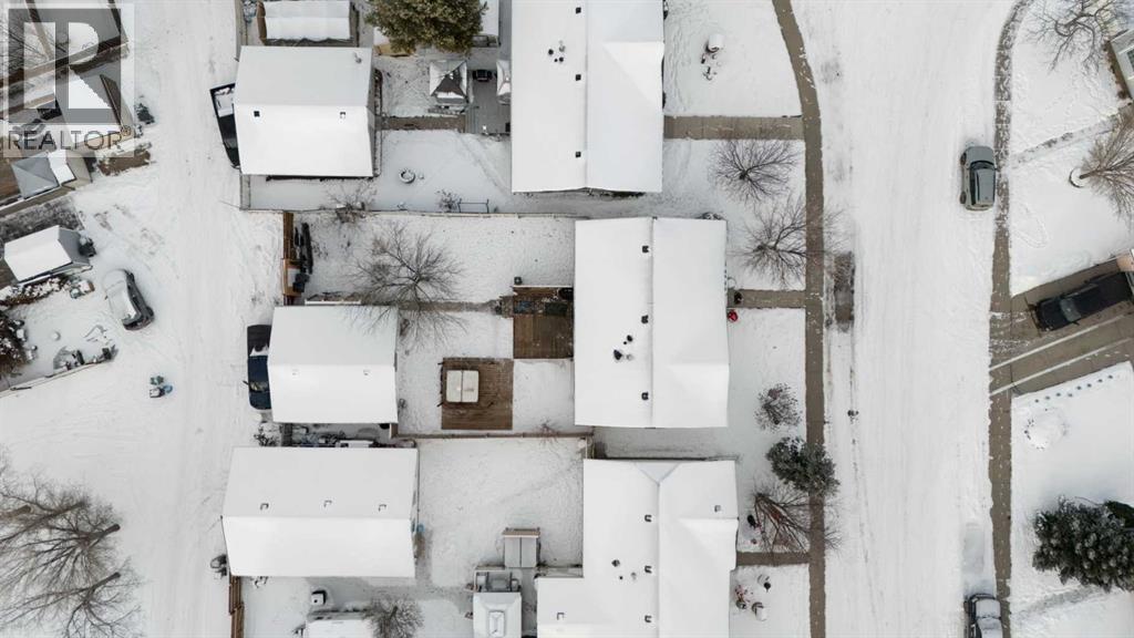 18 Greenview Crescent, Strathmore, AB -