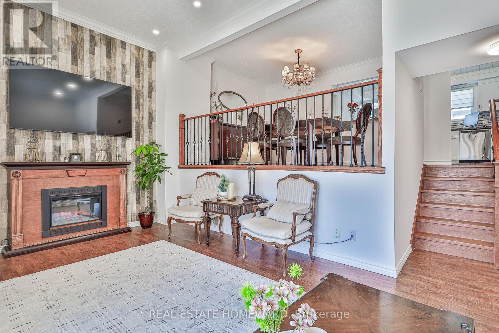 4 Poplar Crescent, Aurora, ON - Indoor Photo Showing Other Room With Fireplace