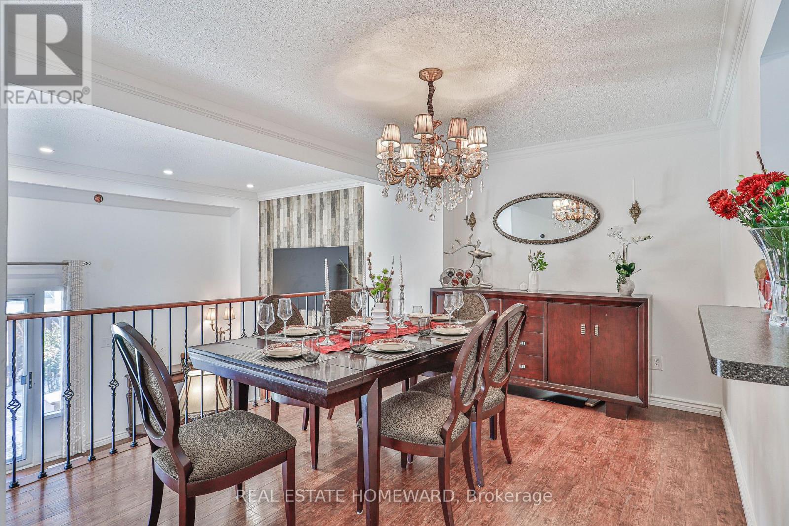 4 Poplar Crescent, Aurora, ON - Indoor Photo Showing Dining Room
