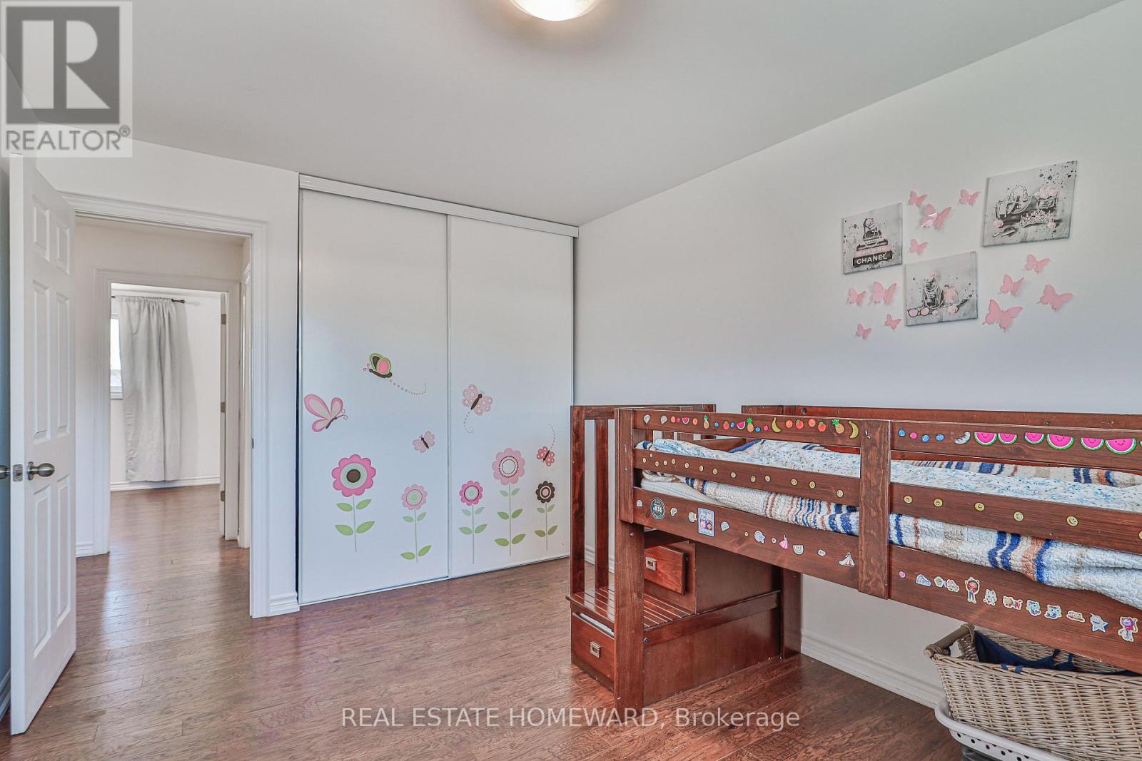 4 Poplar Crescent, Aurora, ON - Indoor