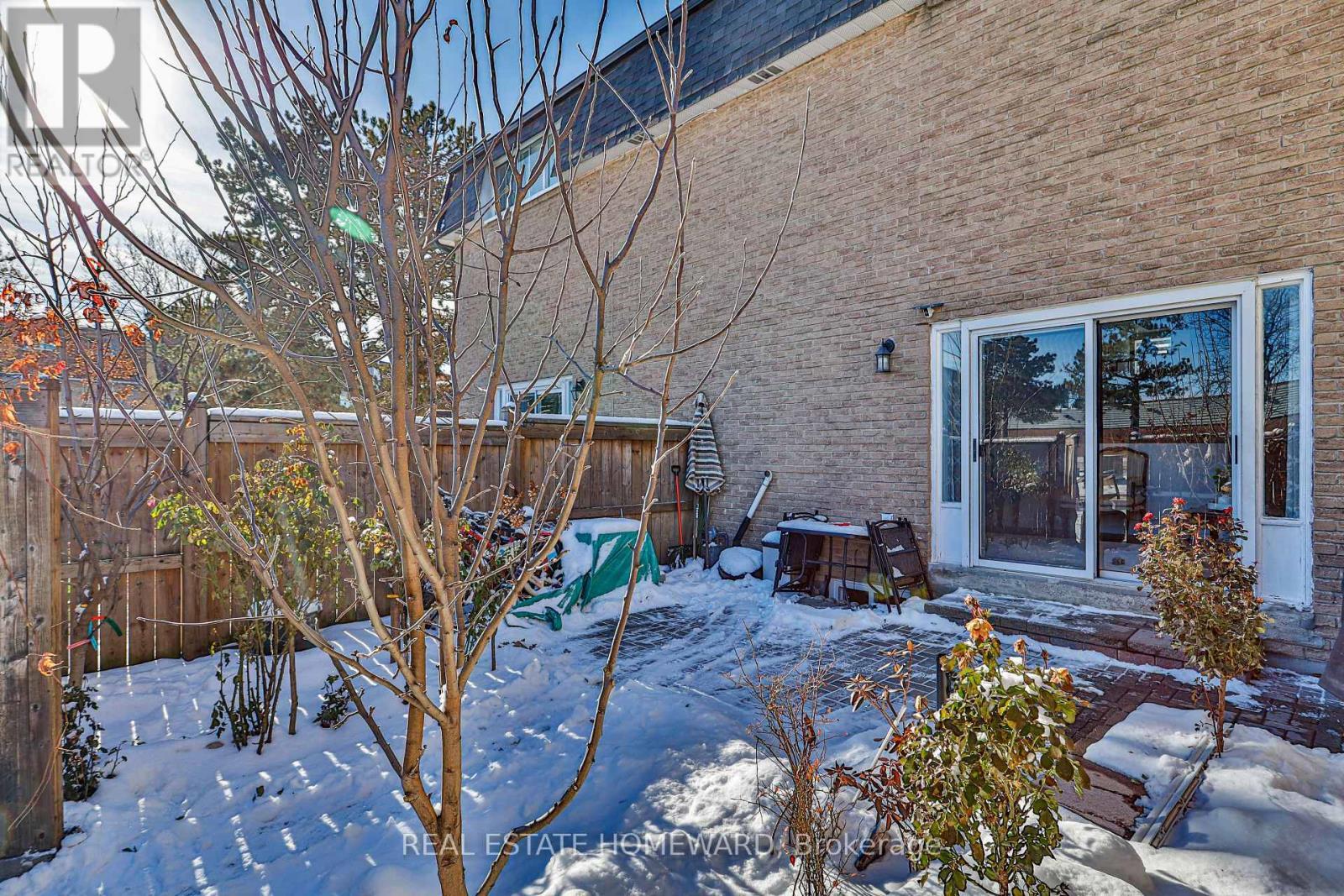 4 Poplar Crescent, Aurora, ON - Outdoor