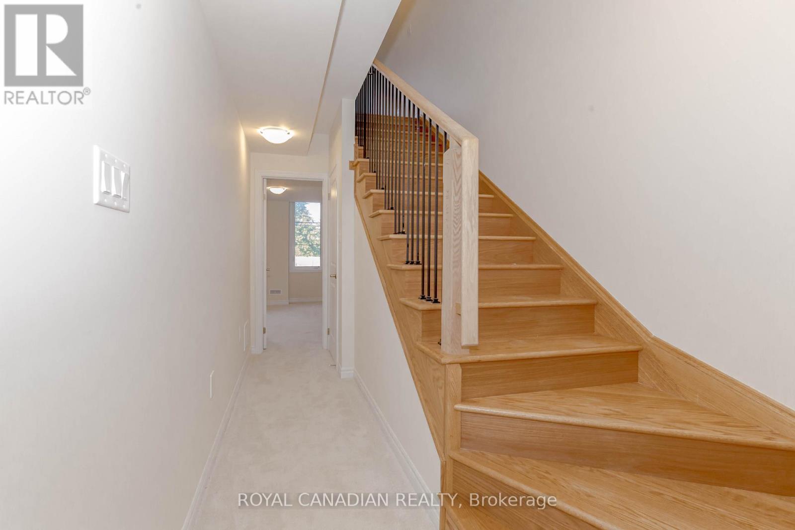 1453 National Common, Burlington, ON - Indoor Photo Showing Other Room