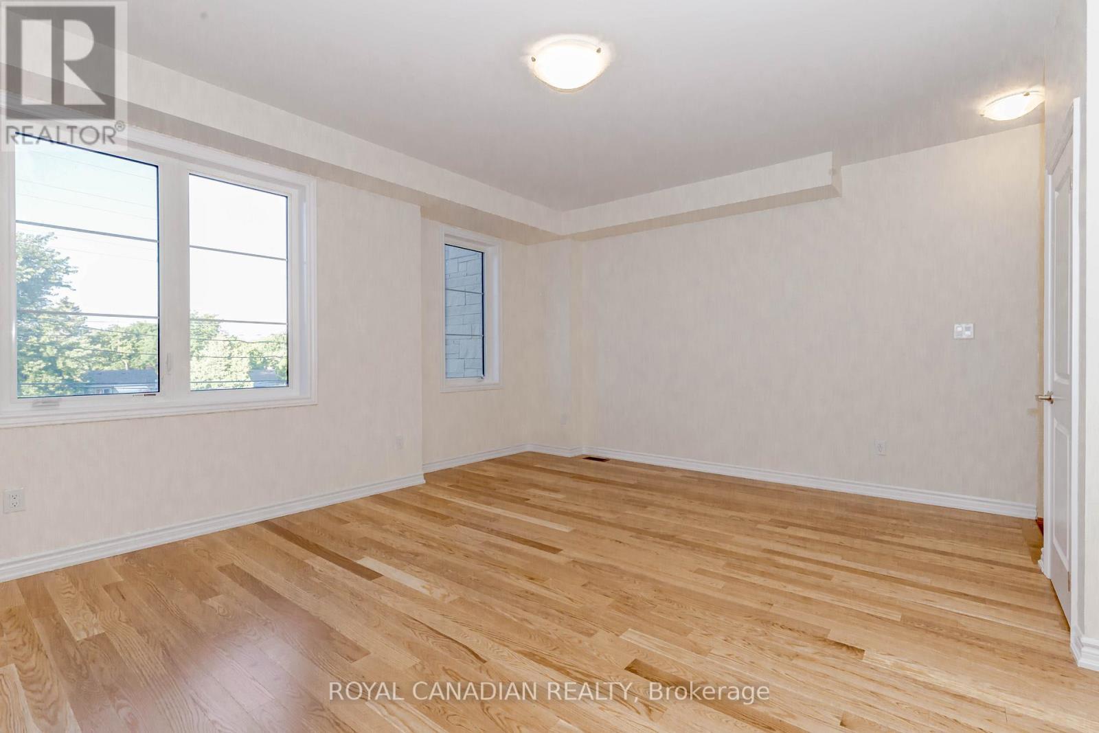 1453 National Common, Burlington, ON - Indoor Photo Showing Other Room