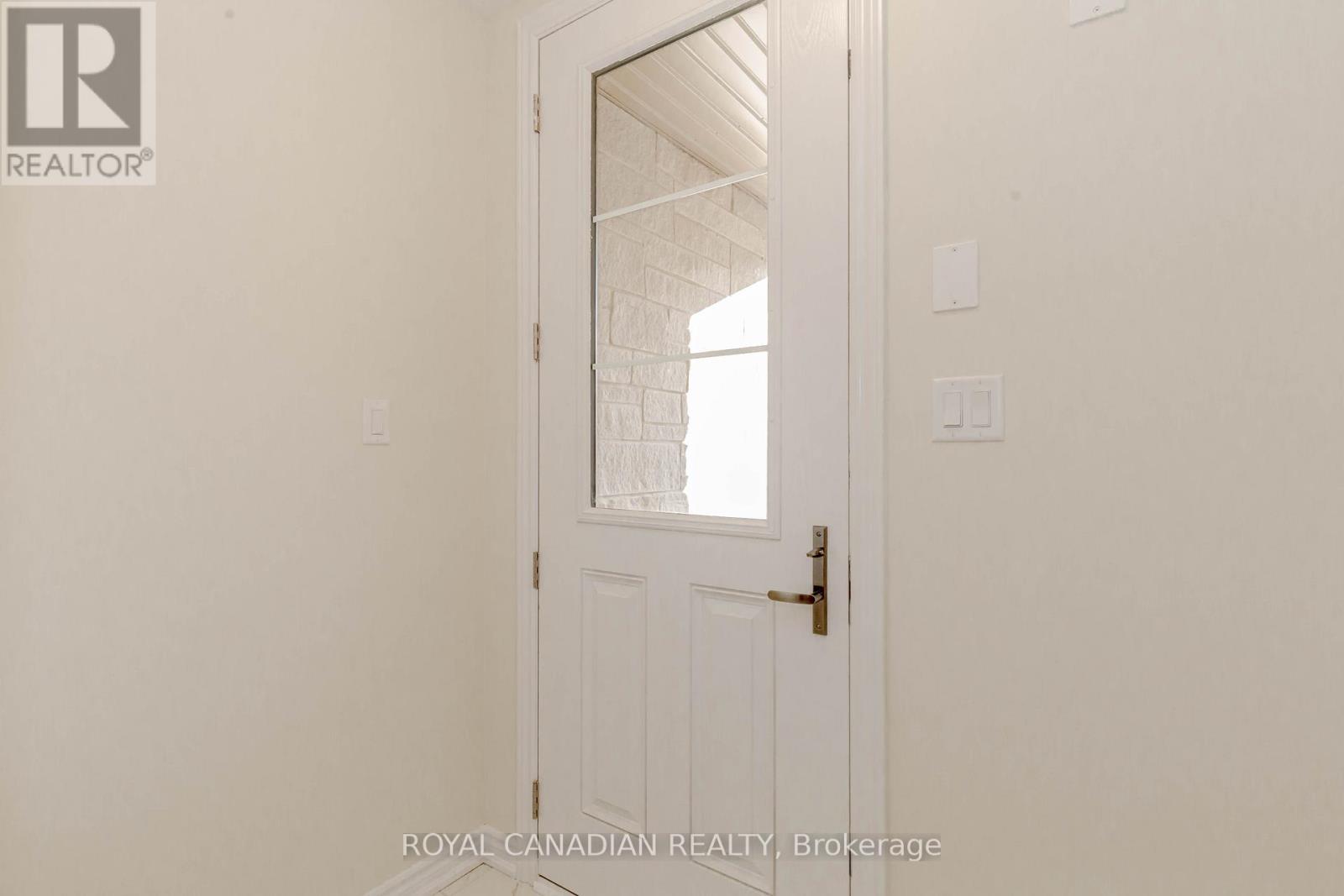 1453 National Common, Burlington, ON - Photo Showing Other Room