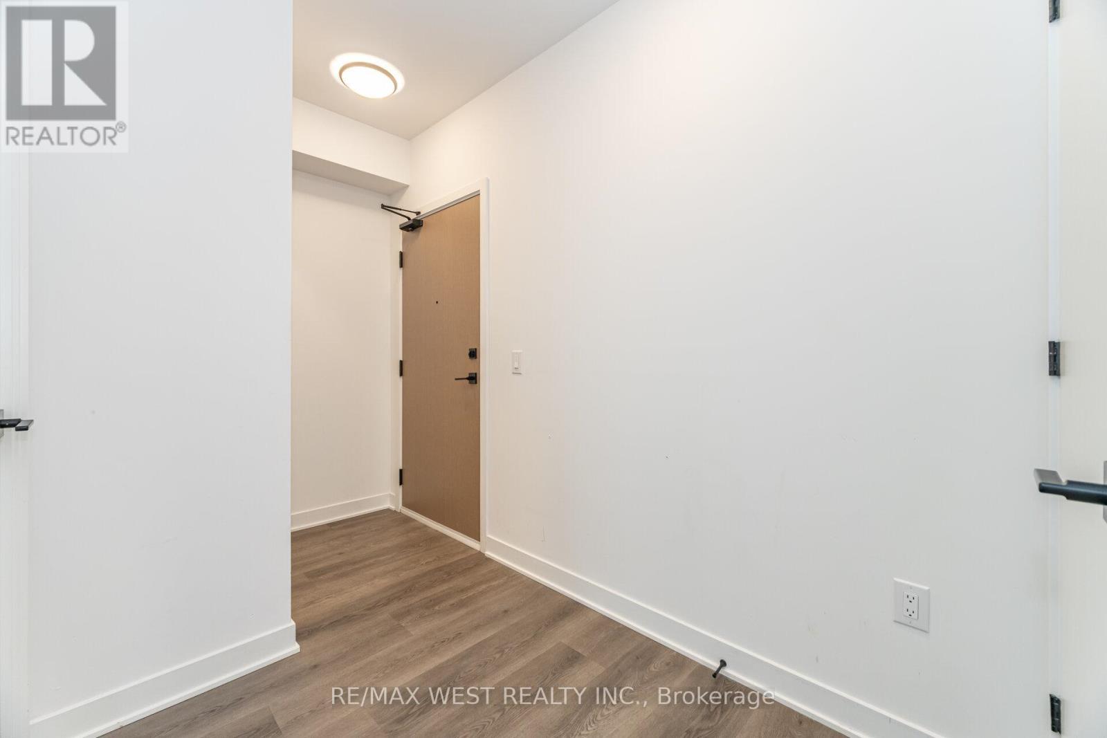 2304 - 36 Zorra Street, Toronto, ON - Indoor Photo Showing Other Room