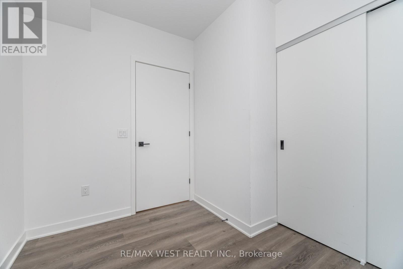 2304 - 36 Zorra Street, Toronto, ON - Indoor Photo Showing Other Room