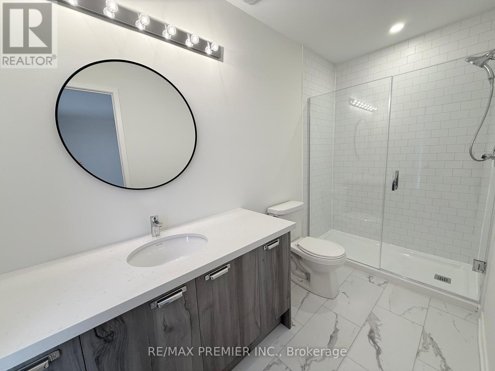 12 Kingbird Common, Cambridge, ON - Indoor Photo Showing Bathroom