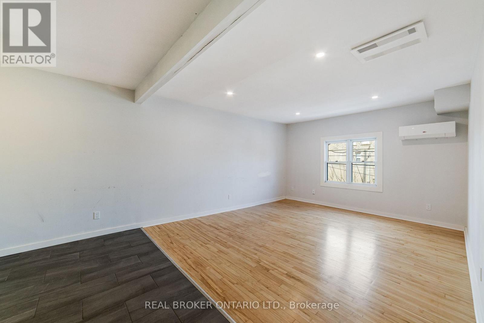 208 Mary Street, Hamilton, ON