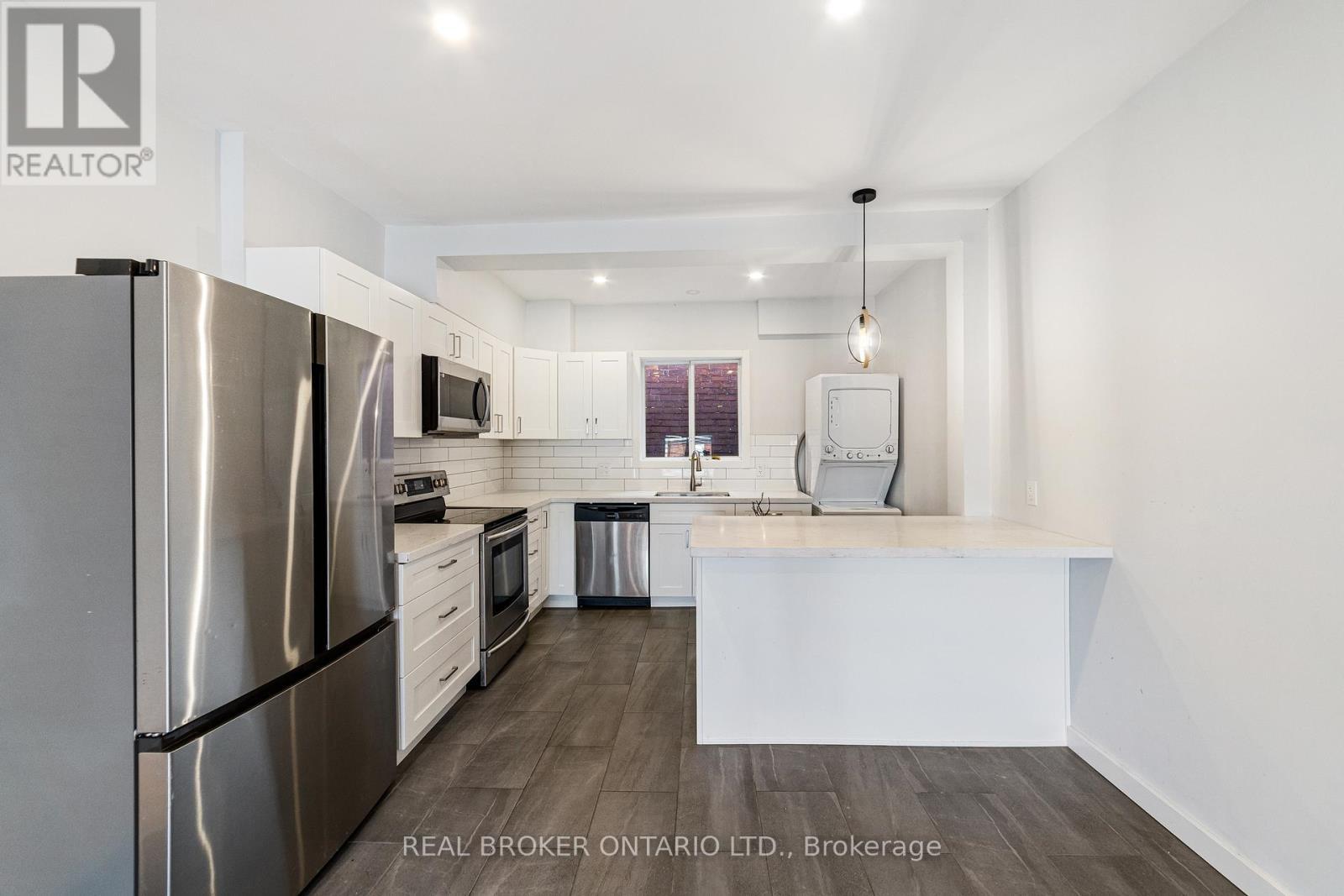 208 Mary Street, Hamilton, ON