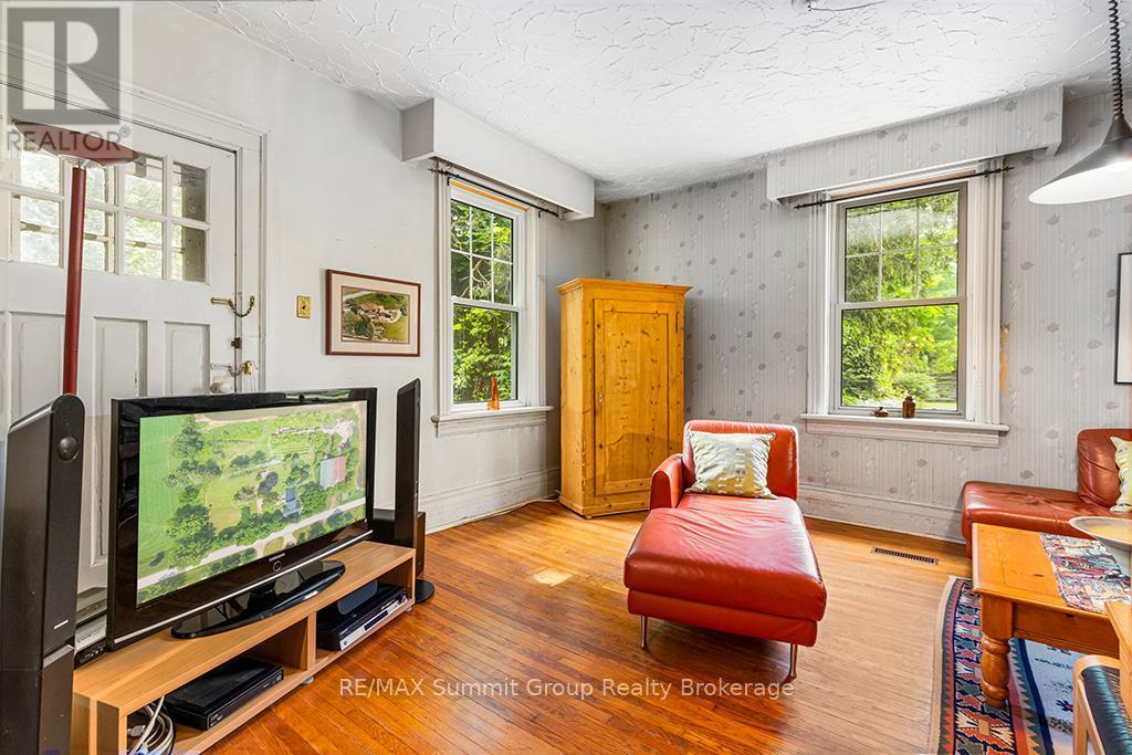 795099 East Back Line, Grey Highlands, ON - Indoor