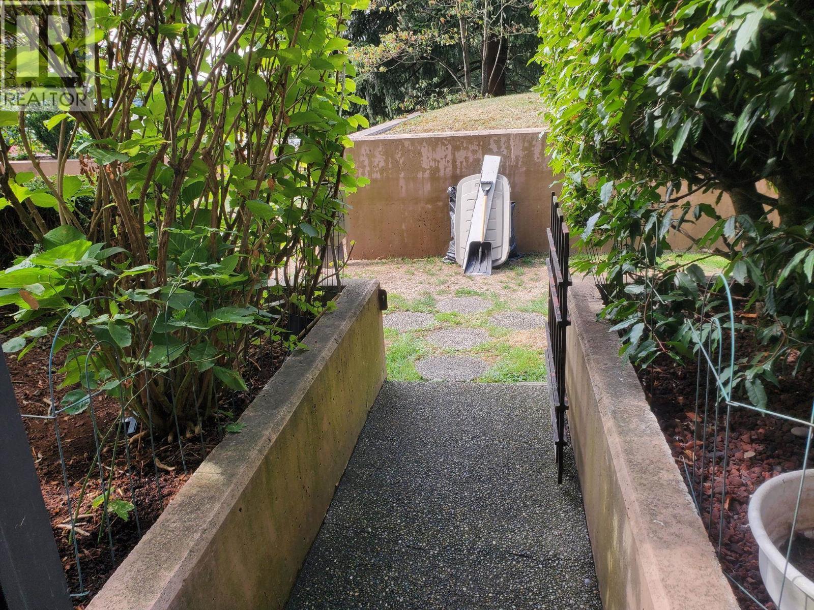 103 460 Westview Street, Coquitlam, BC