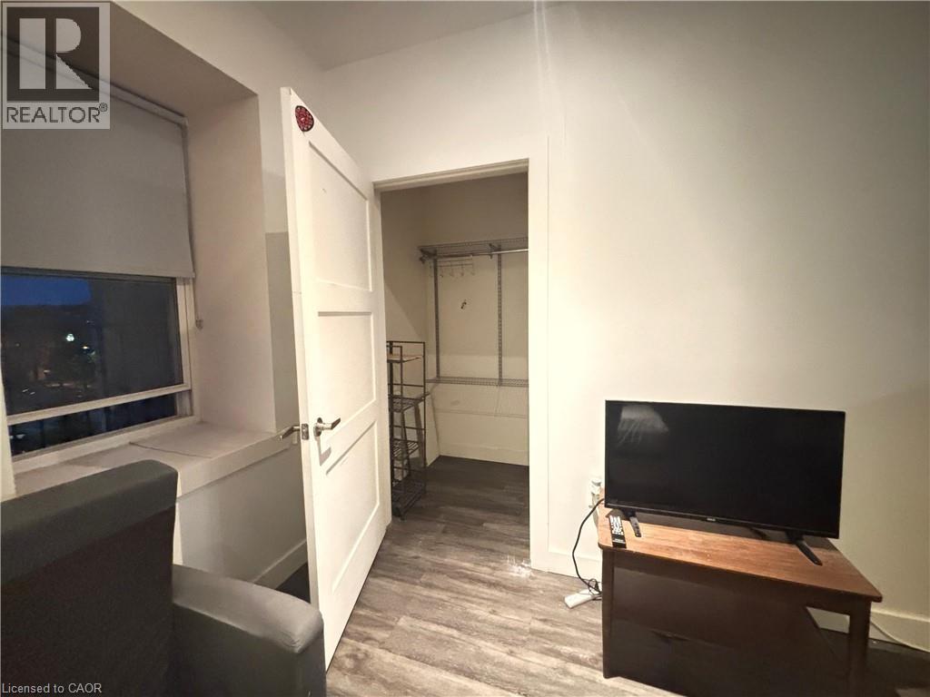 25 Main Street Unit# 302, Cambridge, ON - Indoor Photo Showing Other Room