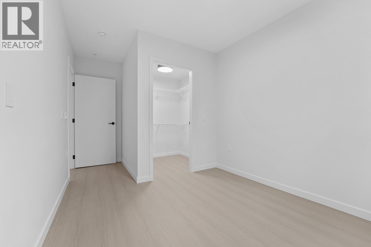 40X 125 Albert Street, Port Moody, BC - Indoor Photo Showing Other Room