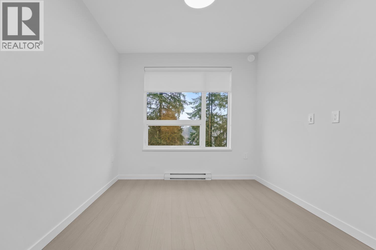 40X 125 Albert Street, Port Moody, BC - Indoor Photo Showing Other Room