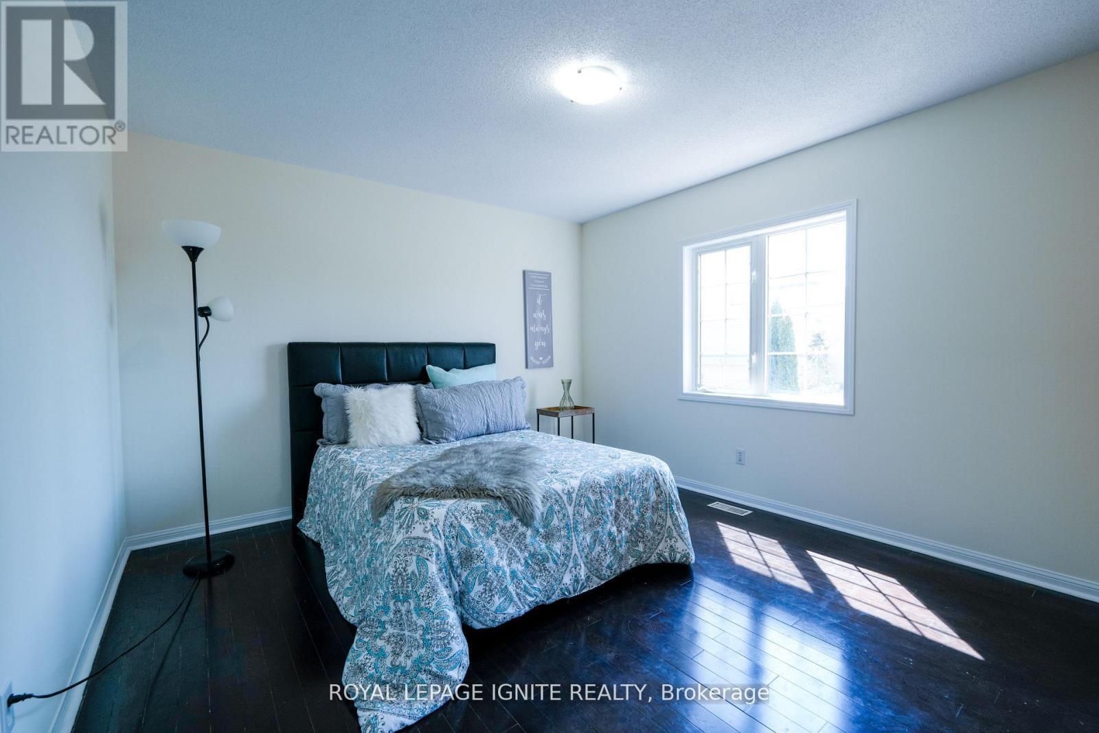 5 Dent Street, Ajax, ON - Indoor Photo Showing Bedroom