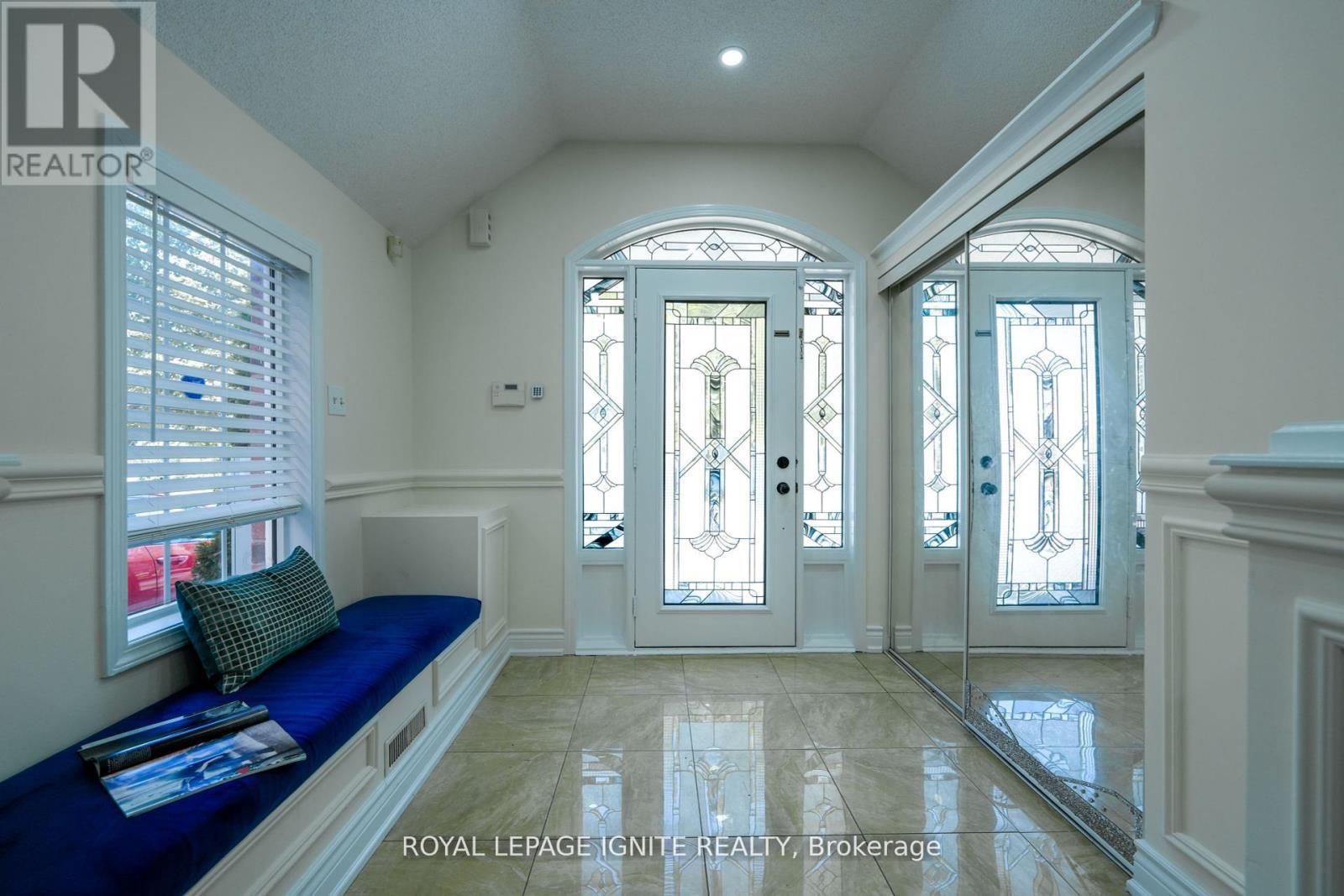 5 Dent Street, Ajax, ON - Indoor Photo Showing Other Room