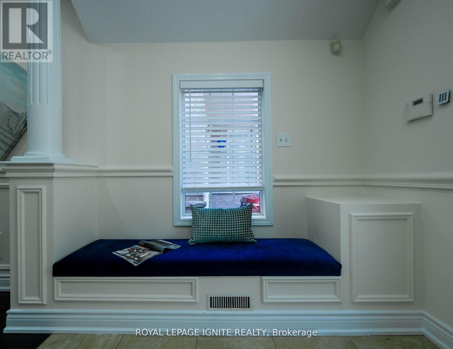 5 Dent Street, Ajax, ON - Indoor Photo Showing Other Room