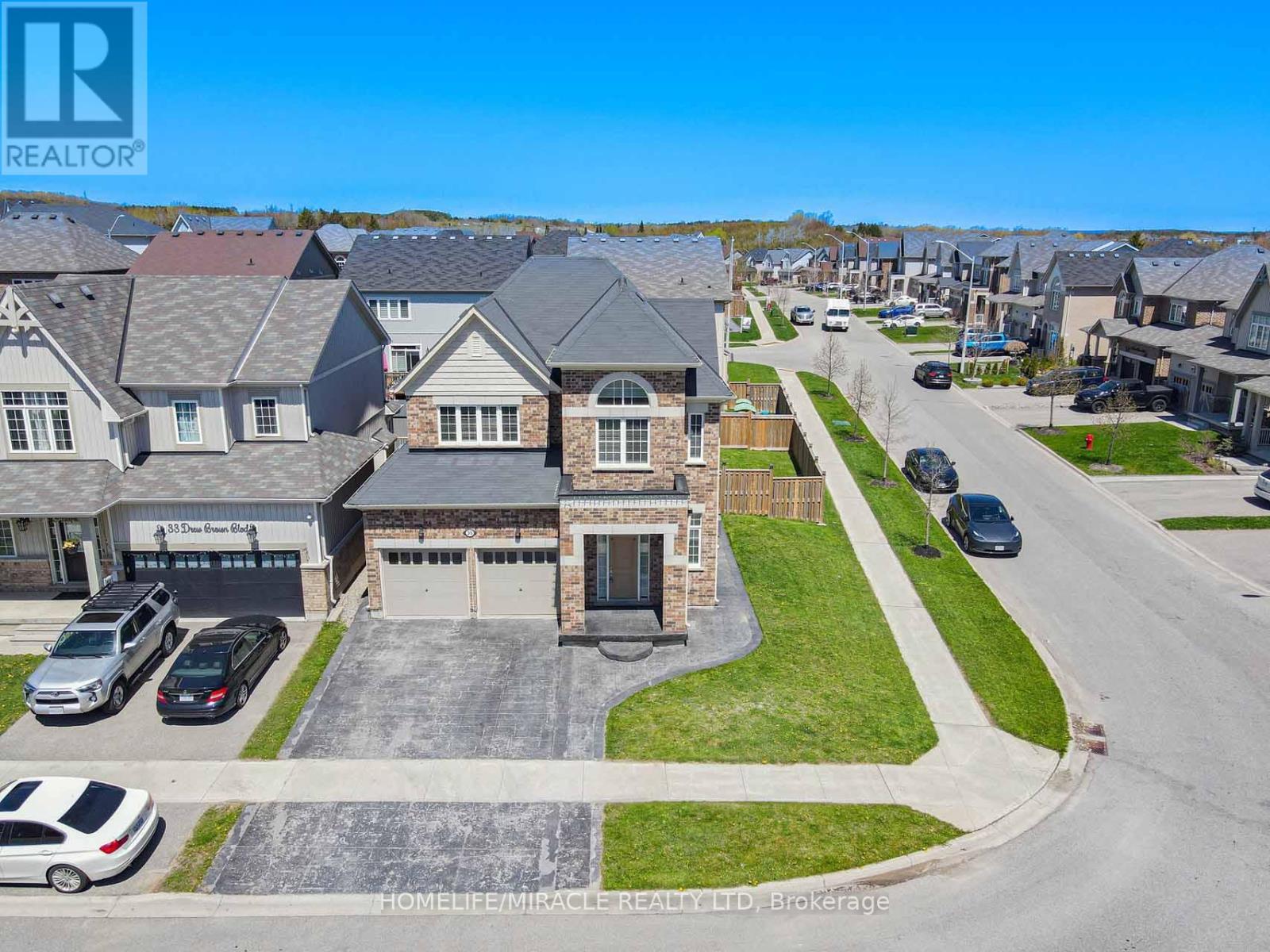 35 Drew Brown Boulevard, Orangeville, ON - Outdoor With Facade