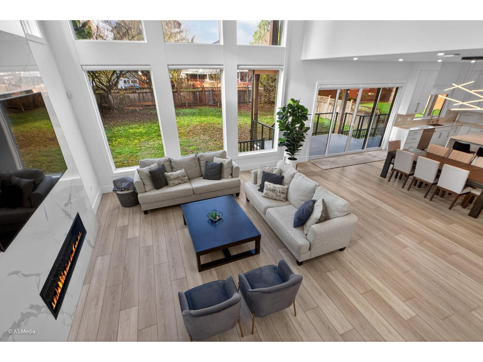 6723 122A Street, Surrey, BC -