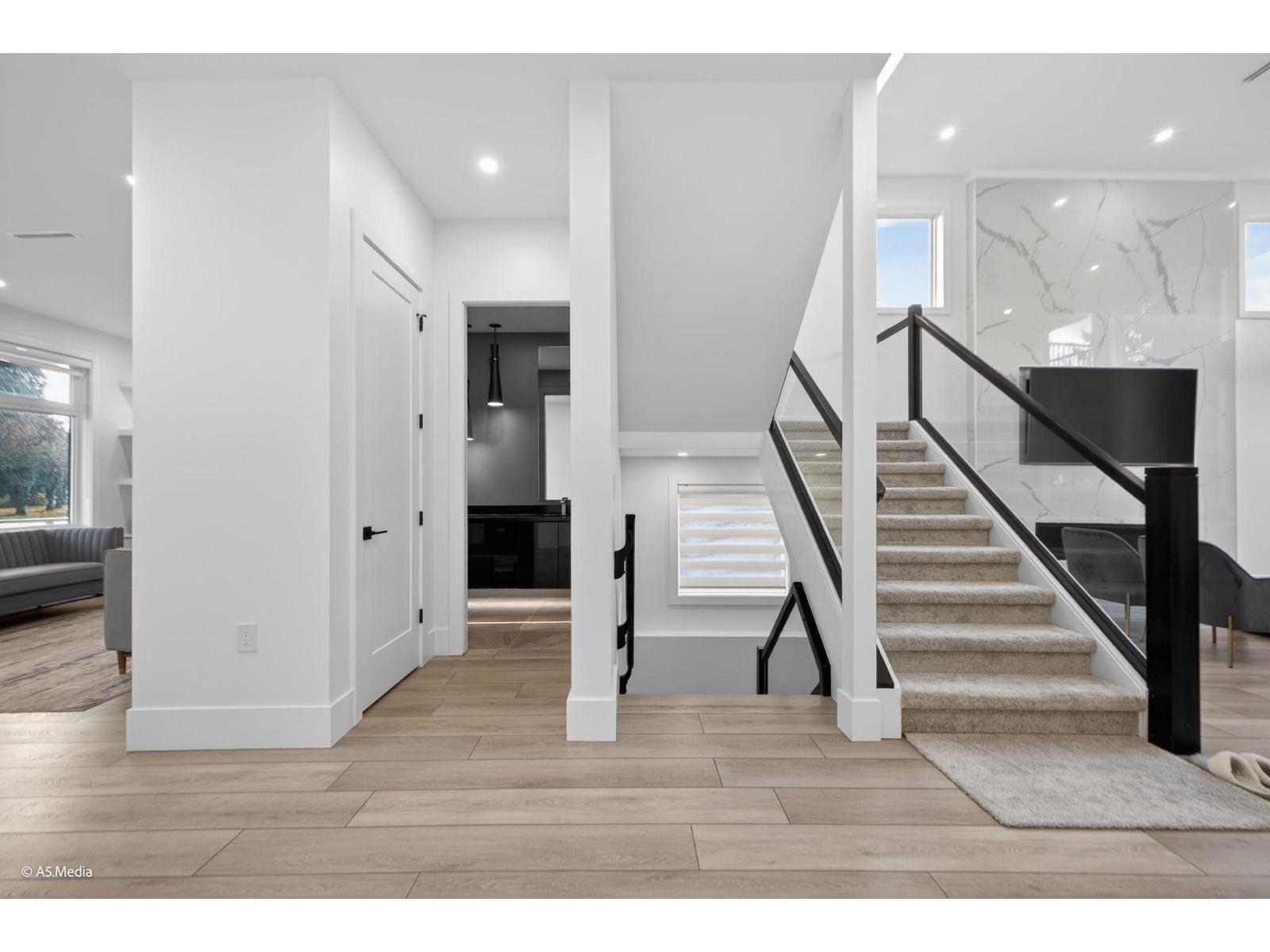 6723 122A Street, Surrey, BC - Indoor Photo Showing Other Room