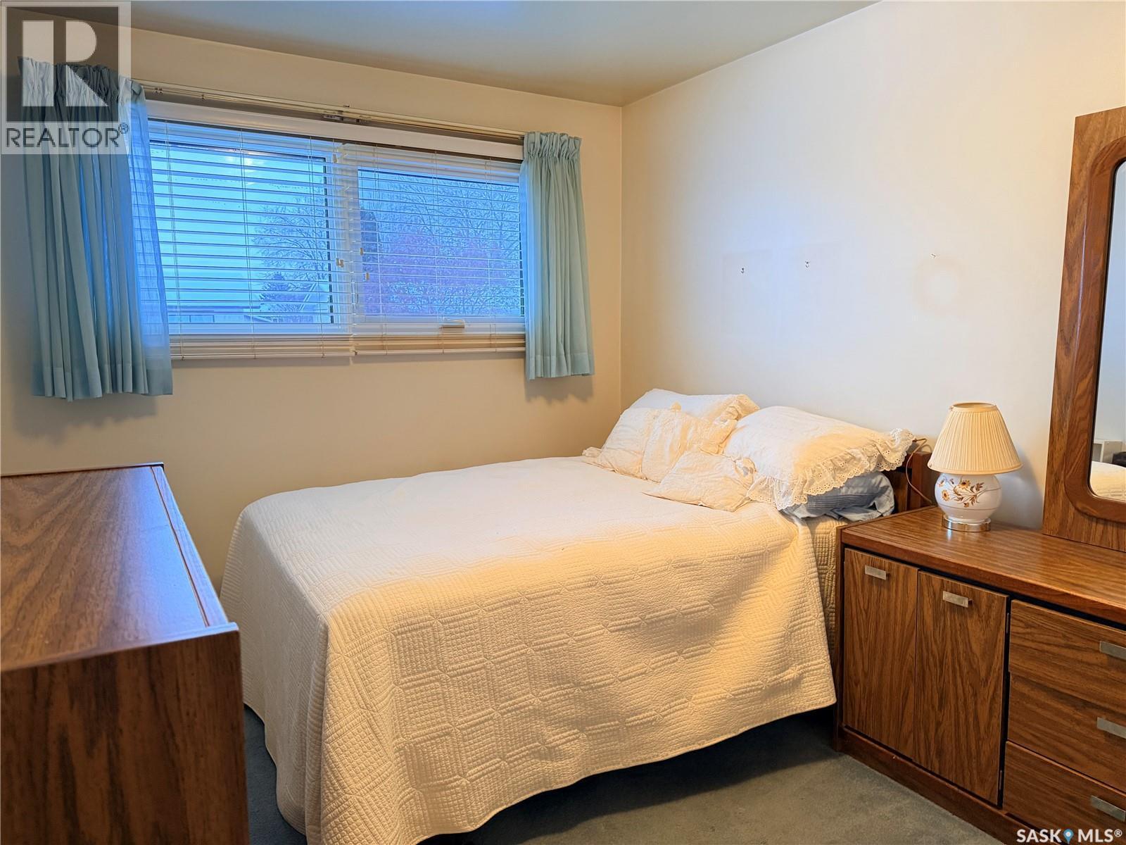 709 Arthur Avenue, Estevan, SK - Indoor Photo Showing Bedroom