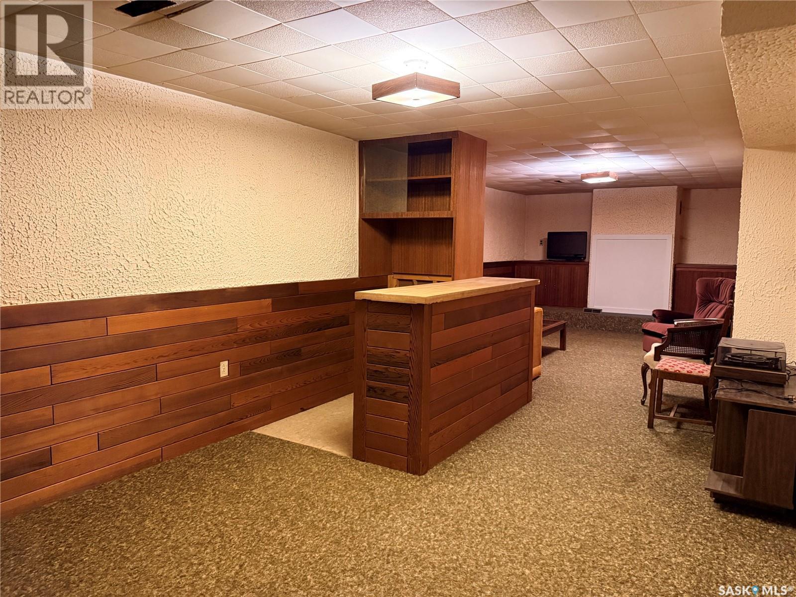 709 Arthur Avenue, Estevan, SK - Indoor