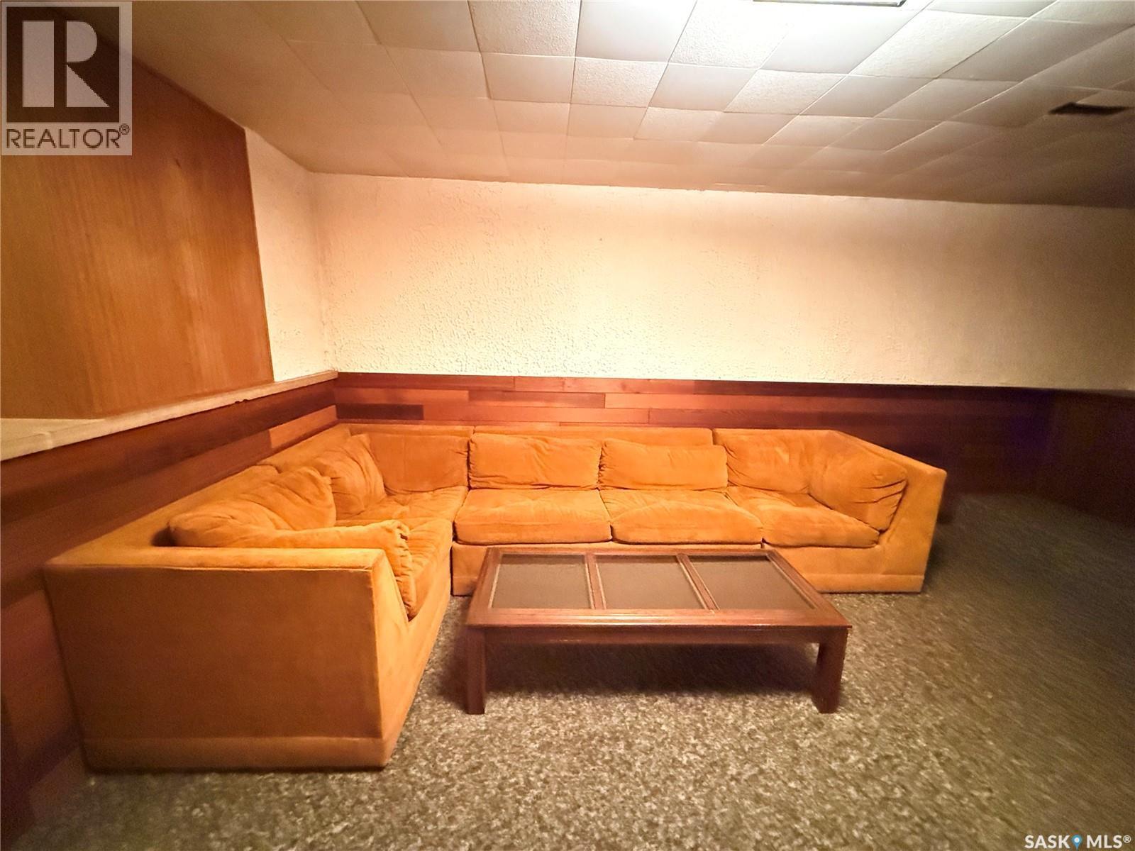 709 Arthur Avenue, Estevan, SK - Indoor Photo Showing Other Room