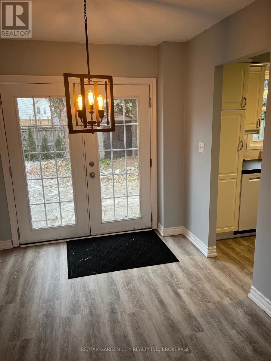 42 Oakmeadow Place, St. Catharines (Lakeshore), ON - Indoor Photo Showing Other Room