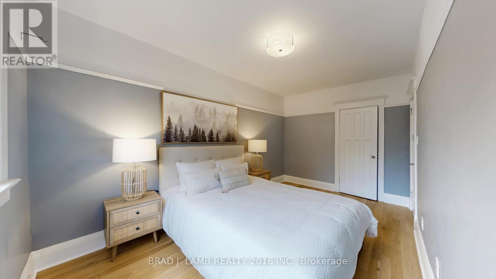 107 Woodbine Avenue, Toronto, ON - Indoor Photo Showing Bedroom