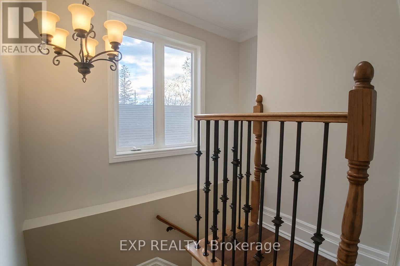 Main - 1291 Pape Avenue, Toronto, ON - Indoor Photo Showing Other Room