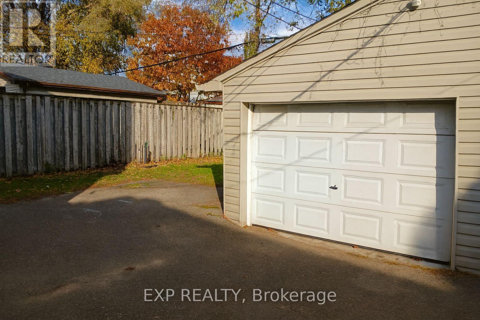 Main - 1291 Pape Avenue, Toronto, ON - Outdoor