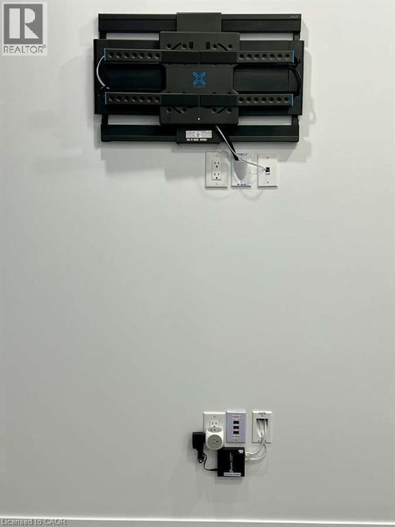 2711 - 2495 Eglinton Avenue, Mississauga, ON -